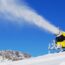 Prvá lyžovačka zimnej sezóny 2022/23 vo Vysokých Tatrách bude už v sobotu 10. decembra. Lyžiari sa môžu tešiť na zjazdovky na Štrbskom Plese. Vo Vysokých Tatrách začali so zasnežovaním už v treťom novembrovom týždni. Aj keď sa podmienky a predovšetkým teploty priebežne menili, výsledkom sú prvé pripravené zjazdovky. „Lyžiarom sme sľúbili začiatok lyžovačky 10. decembra a svoj sľub
